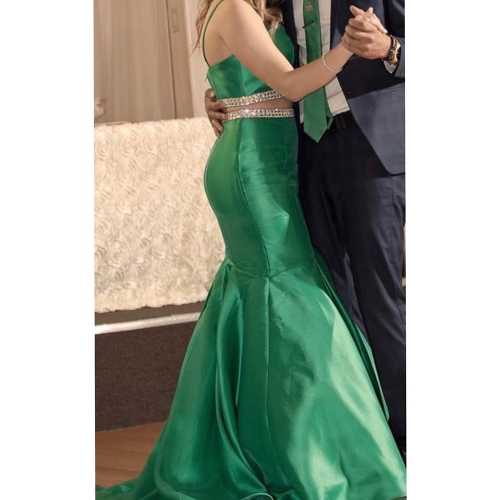 Rachel Allan / emerald green mermaid event - gown - maxi - dress